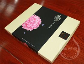 苏绣摆件-脸谱