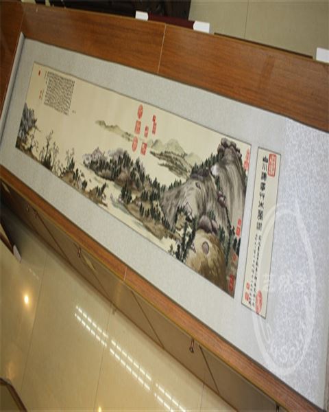 苏绣卷轴