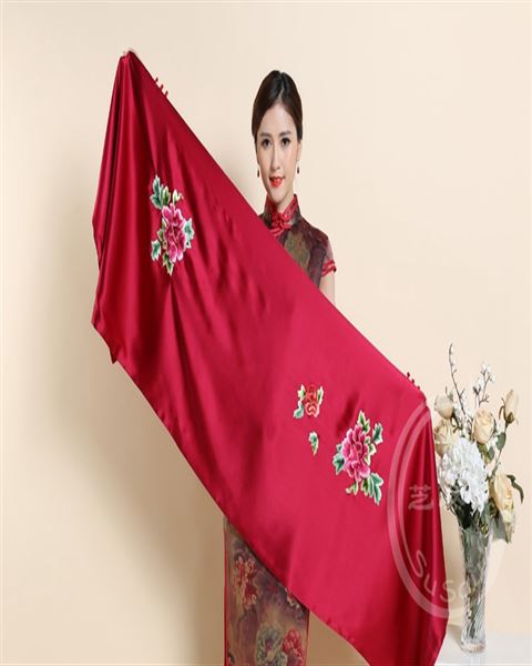 苏绣牡丹大围巾